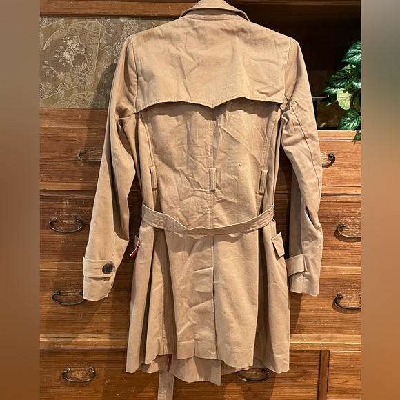 Trench coat - Picture 3 of 3